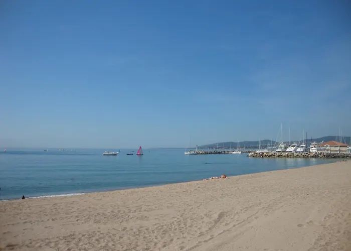 Le Soleil Bleu